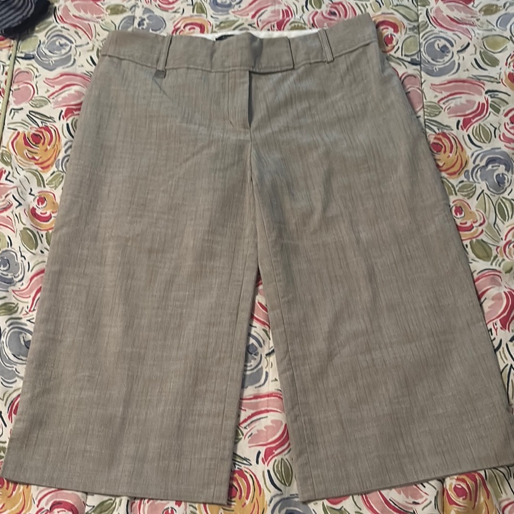 BCBGMaxAzria Tan cullottes size 8 EUC
